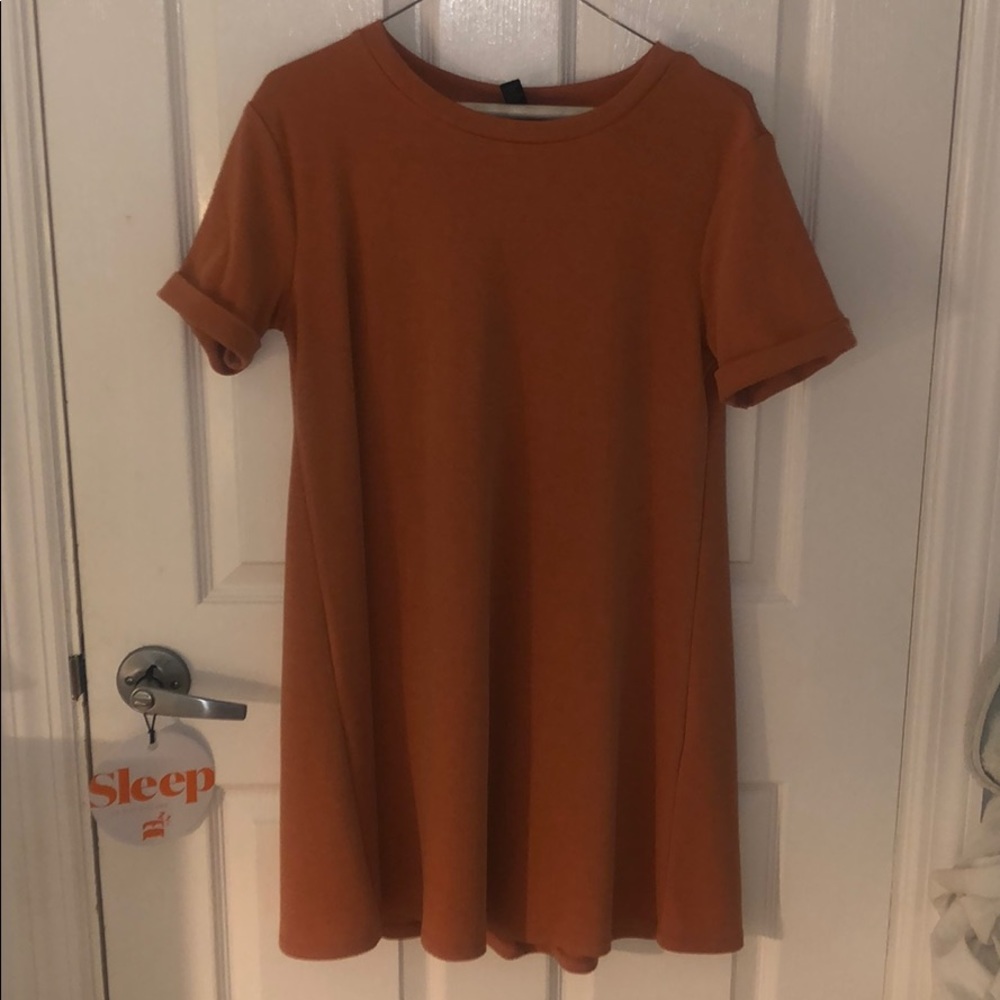 burnt orange t-shirt dress